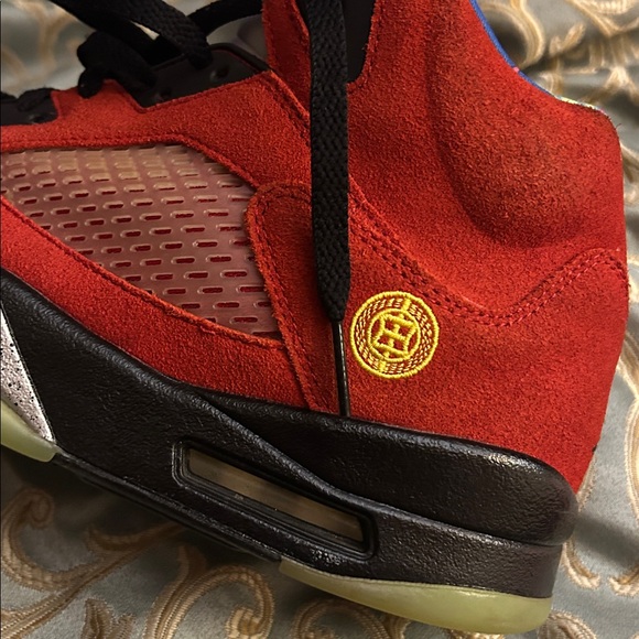 Jordan Athletic Shoes - Yellow and  Orange. Jordan 5 Retro SE Solar Orange. RARE main image 8